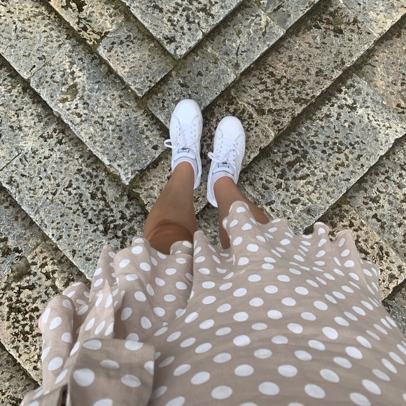 Majorelle Portia dress in taupe - Picture 7 of 7